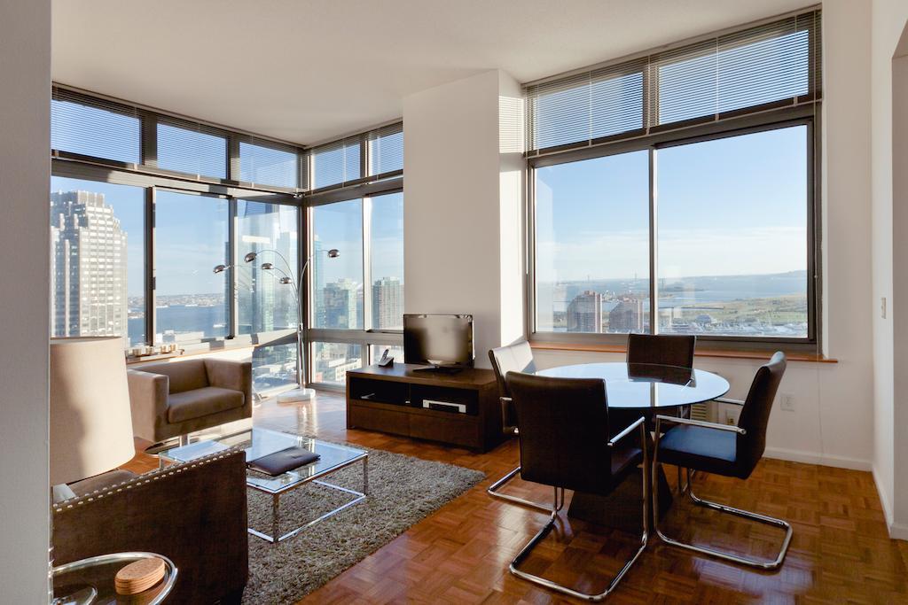 Downtown Luxury Suites Τζέρσεϊ Δωμάτιο φωτογραφία